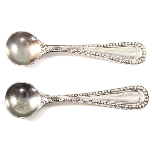 Set of 2 Antique Sterling Silver Salt Spoons. 2pcs.