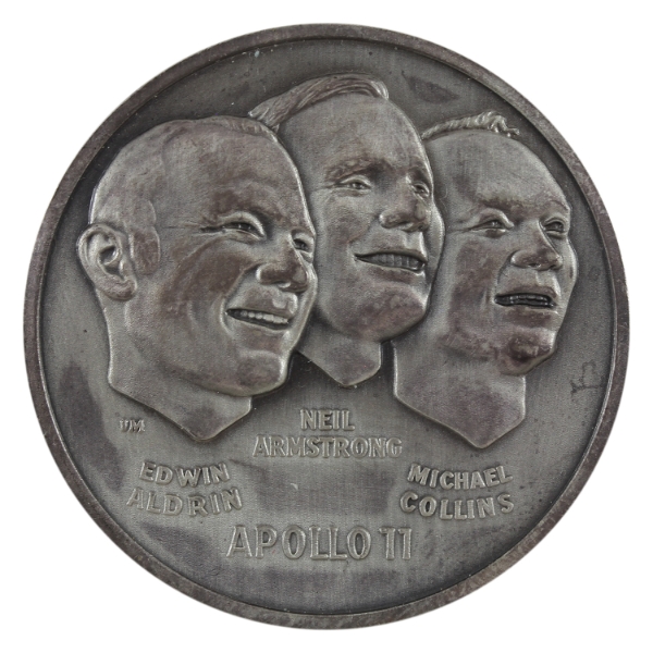 Wellings Mint 1969 "The First Men on the Moon"  33.8g, .999 Silver 40mm