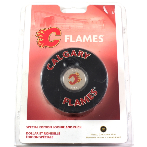 2008 Calgary Flames NHL $1 Loonie & Puck Set