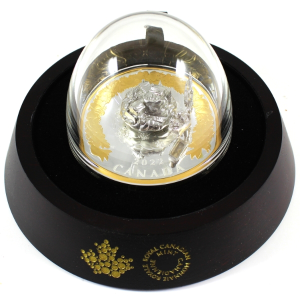 2022 $50 Holiday Splendour Fine Silver Sculpture Coin
