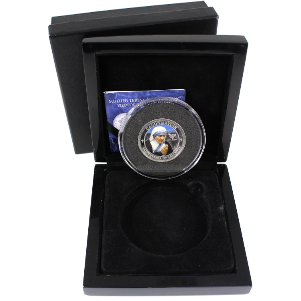 Tristan da Cunha Sterling Silver 2016 Crown Mother Teresa Canonisation Piedfort Silver Crown