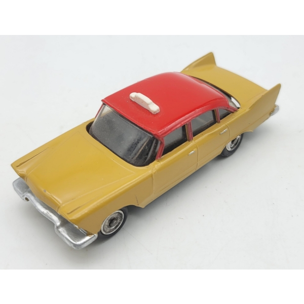 Vintage DINKY TOYS Plymouth Plaza Repaint