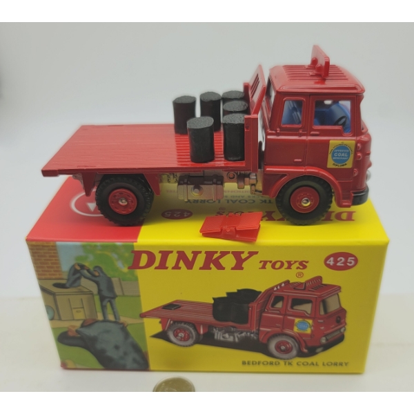 Dinky Toys Atlas BEDFORD T.K. COAL LORRY with COAL SACKS & SCALE in Original Box