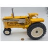 Image 2 : MINNEAPOLIS - MOLINE G 750 Farm Tractor Ertl