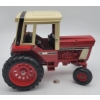 Image 2 : Ertl INTERNATIONAL 1086 Farm Tractor