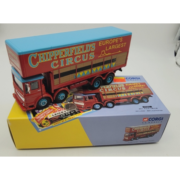 Corgi Toys CHIPPERFIELDS CIRCUS AEC POLE TRUCK VEHICLE in Original Box