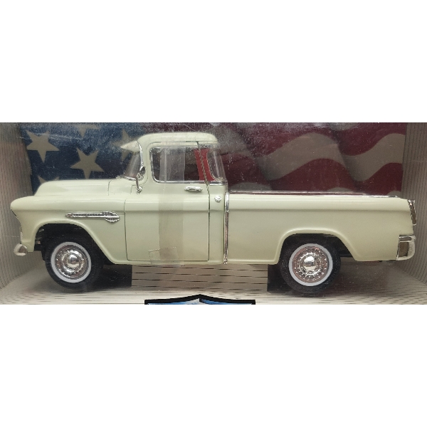 ERTL American Muscle 1955 Chevy 3100 Cameo Pick Up Truck  1/18 Scale never out of box