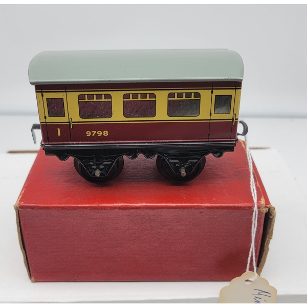 Hornby O Gauge No.21 Passenger Coach with Original Box