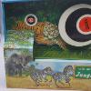 Image 5 : TIN TOY JUNGLE EYES SHOOTING TARGET GALLERY Clock Work Drive, Ohio Art USA, Elastic Belts Saved 