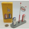 Image 1 : Dinky Toys Atlas ESSO PETROL PUMPS STATION in Original Box