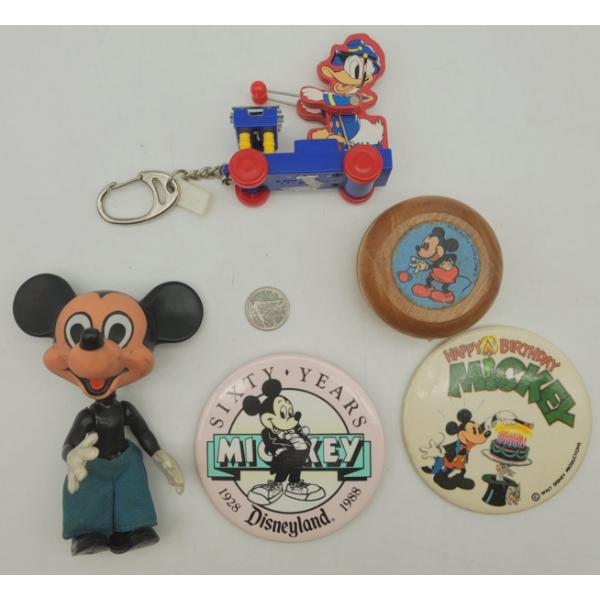VINTAGE MICKEY MOUSE & DONALD DUCK DISNEY TOYS, BUTTONS, YOYO, FIGURE 