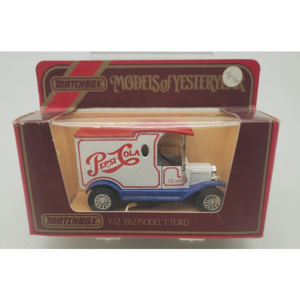 PEPSI COLA DELIVERY VEHICLE