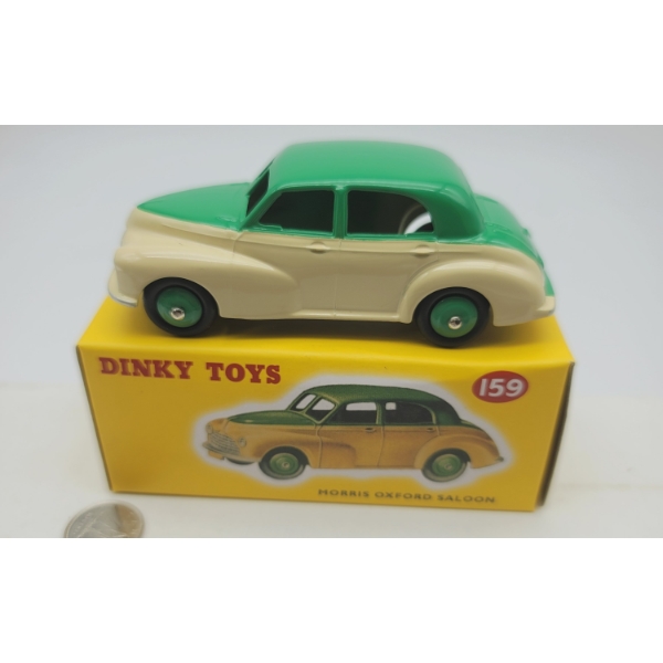 Dinky Toys Atlas MORRIS OXFORD SALOON CAR in Original Box