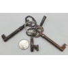 Image 1 : 4 VINTAGE SKELETON KEYS