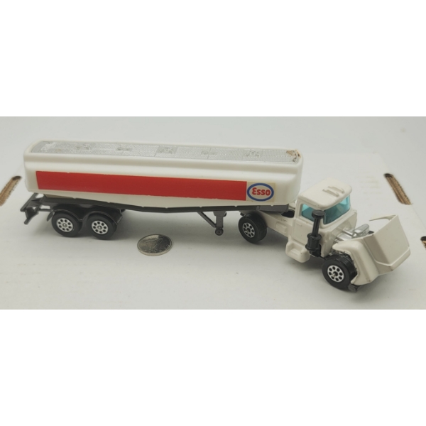 Corgi Juniors ESSO MACK TRACTOR & GLOSTER SARO TANK TRAILER Great Condition