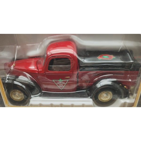 LIBERTY CLASSICS 1940 Ford Pick Up Truck CANADIAN TIRE Complete in Original Box