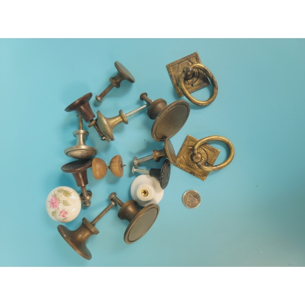  Assorted Drawer Pulls