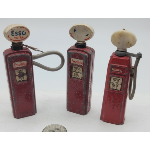 3  TOY GAS PUMPS ESSO