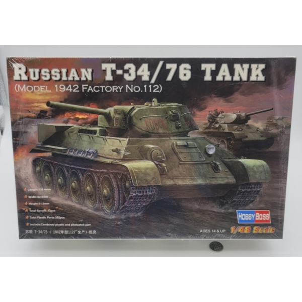 Hobby Boss Russian T34/76 Tank Model Kit Sealed 1/48 Scale 