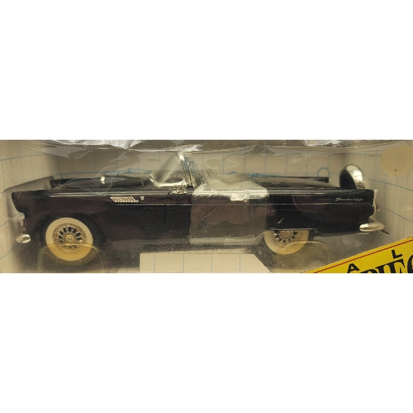 REVELL 1956 Thunderbird  1/18 Scale never out of box