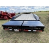 Image 2 : 2023 24ft Lode & Trail Bumper Trailer