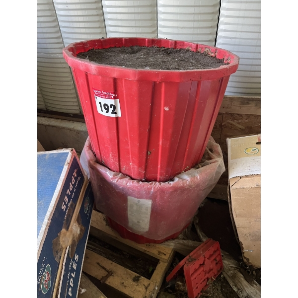 4 New Lick Tubs - Blueprint Breeder 18