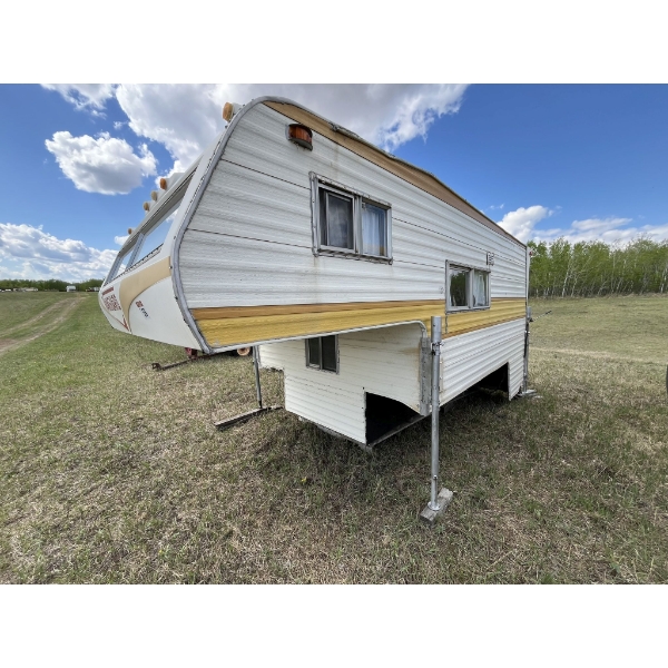 Vanguard Truck Camper