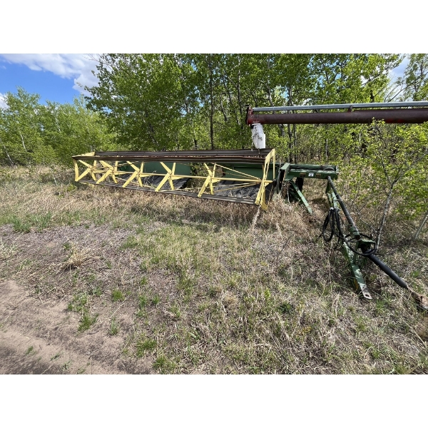John Deere 21 Pull Type Swather