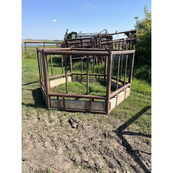 bale feeder