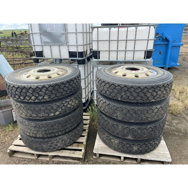 11R24.5 tires on aluminum rims
