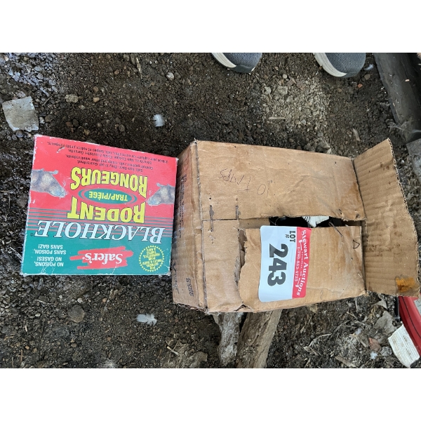 10 Gopher Traps and 1 Hole Trap (Brand new)