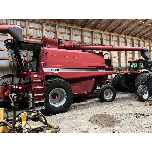 Case 2388 Axial-flow. 2002 Case Combine. Low Hours