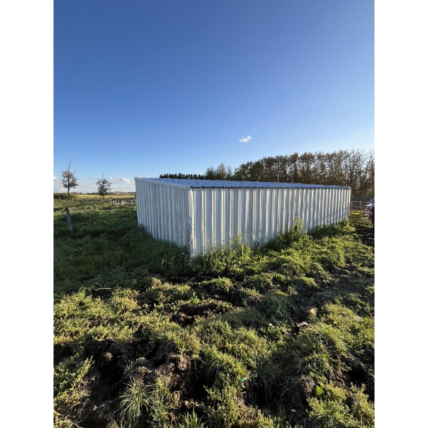 30ft Metal Calf Shelter