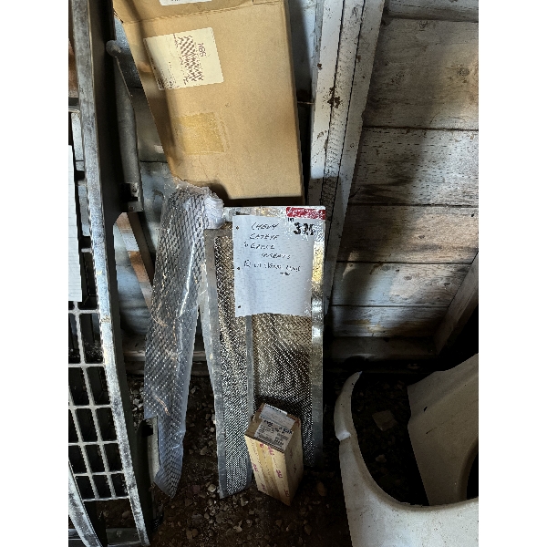 Chev Cateye Grille Inserts , LM Signal Lens (New)