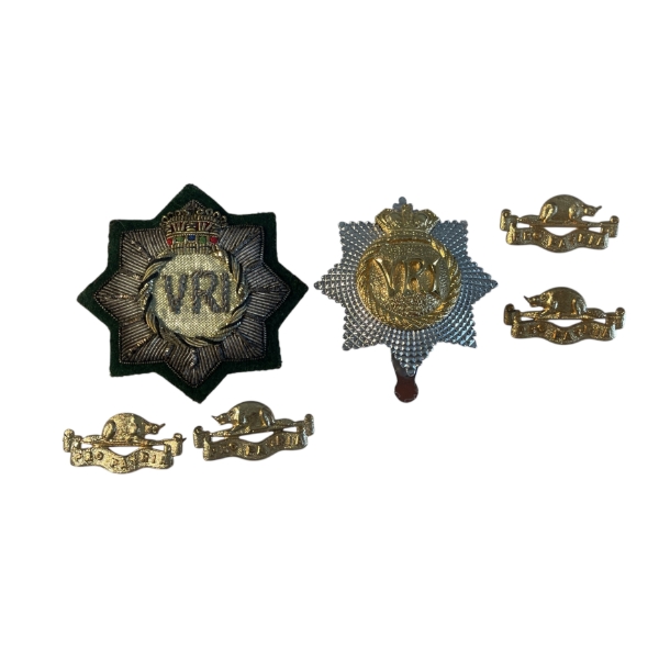 Canadian Military Badge Lot - RCR Royal Canadian Regiment