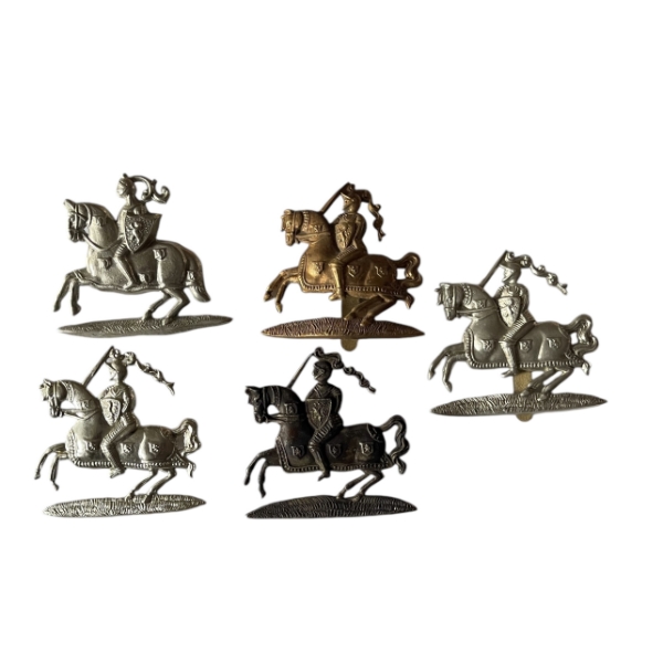 Fife & Forfar Yeomanry Badge Lot