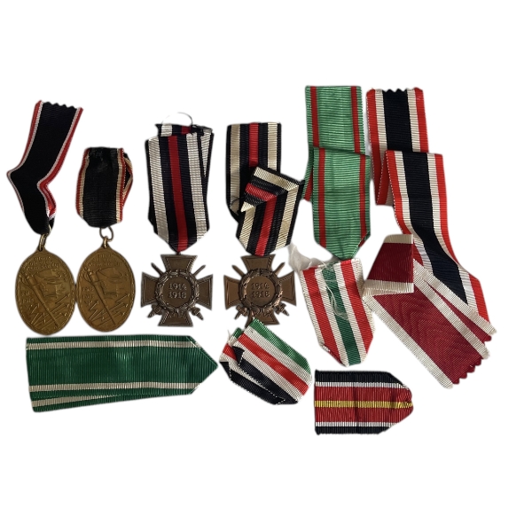 WW1 / WW2 era German Military Medal Lot