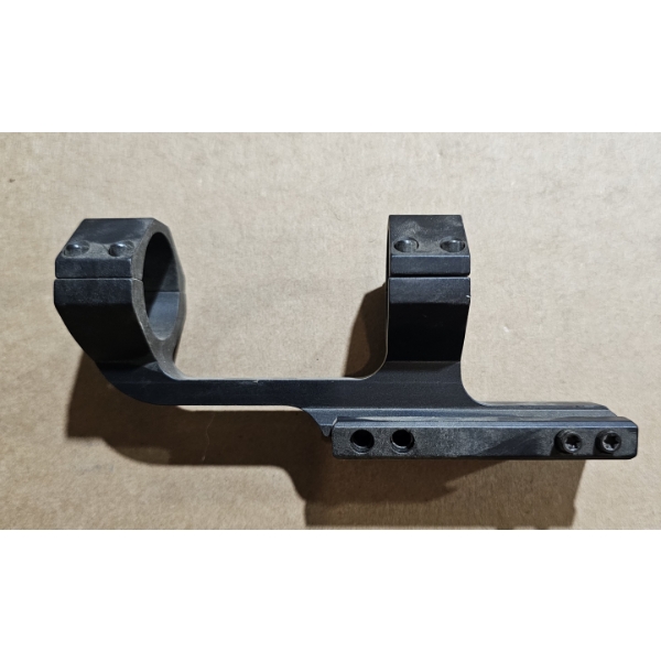 Unmarked Cantilever Scope Mount 