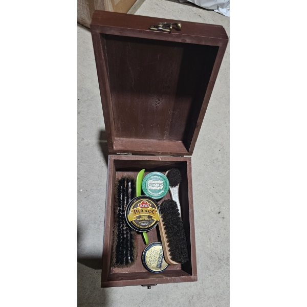 Shoe Shine Kit