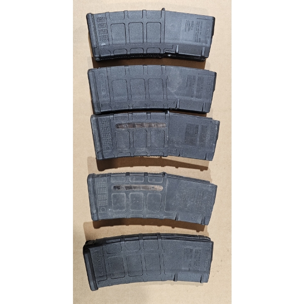 5 Pack of MAGPUL AR-15 Mags 
