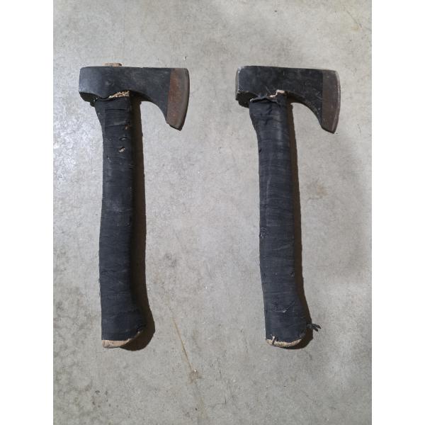 2 PACK OF THROWING AXES