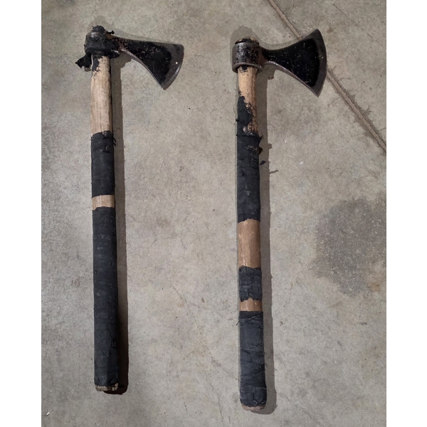 2 PACK OF THROWING AXES