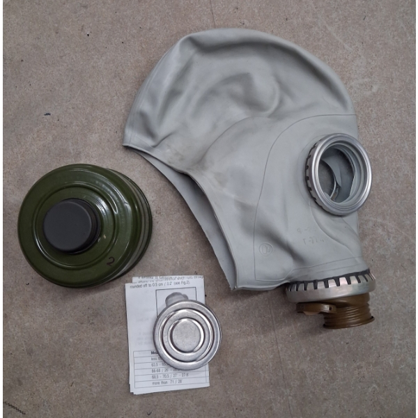 Gas mask with Bandolier 