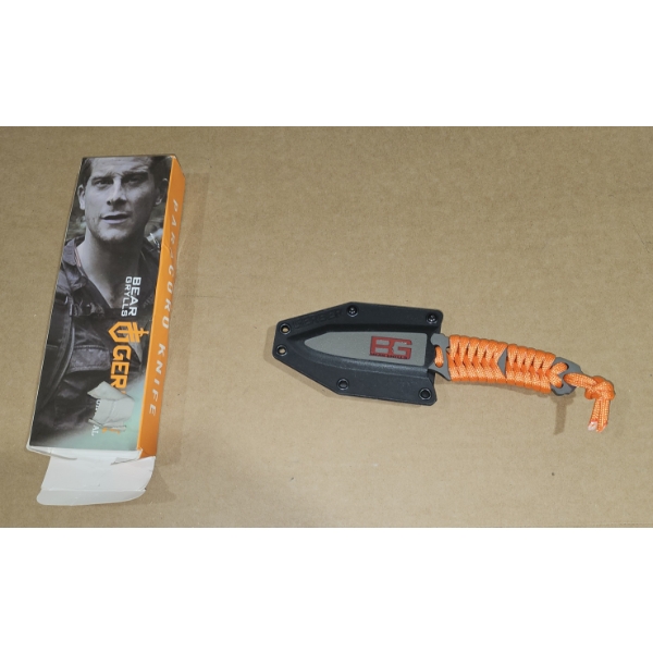 Gerber Paracord Survival Knife with Sheath 