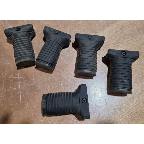 5 Pack of Vertical Grips