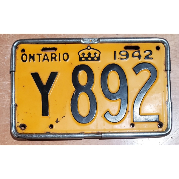 1942 ONTARIO LICENSE PLATE