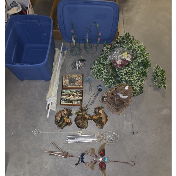 *Pick Up At Mantua Home-No Shipping Available* Great Condition Ceramic Vintage Wall Decor, Wind Chim