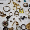 Image 11 : Nice Assortment of Vintage Fashion Jewelry Including Many Rings, Necklaces & Pins!