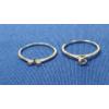Image 6 : Women's 14K White Gold Ring Set With Clear Stones - Size 9 - Weight: 3 g