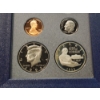 Image 7 : 1993 Bill of Rights Commemorative Coins Prestige Set: 90% Silver Dollar & 90% Silver Half Dollar